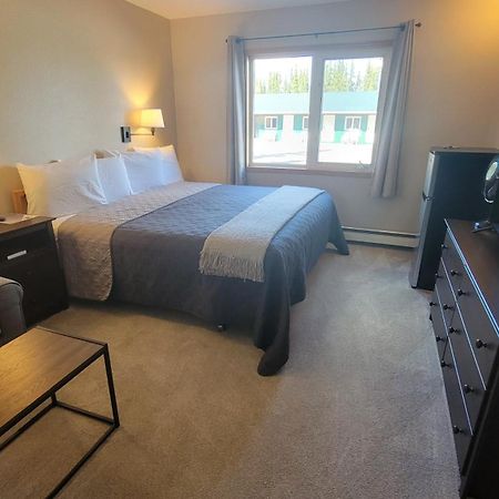 The Golden Bear Motel トック エクステリア 写真